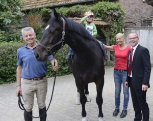 Der Hof Thiesbrummel hat ein neues Therapie-Pferd: Agathe.