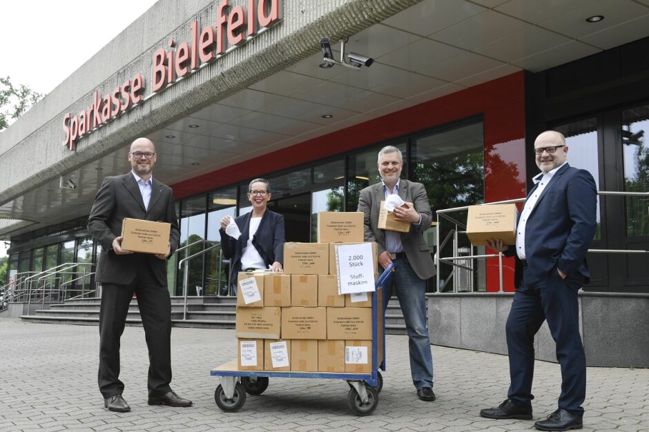 2.000 Masken für die Corona-Hilfe in Bielefeld