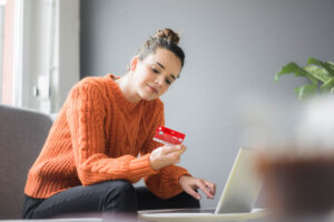 Card Control: Nutzungsmöglichkeiten bei Sparkassen-Cards und Kreditkarten flexibel steuern.